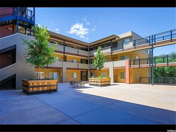 3rd image of 4340 S Highland Dr Unit 1