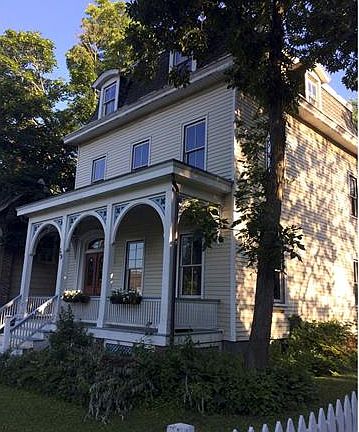 3rd image of 119 Cedar Hill Ave