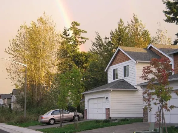 11373 SE 214th St, Kent, WA 98031