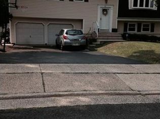 26 King Rd, Somerset, NJ 08873