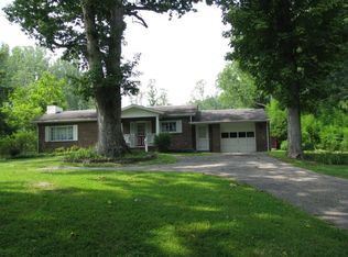 1303 Strawberry Rd, Saint Albans, WV 25177