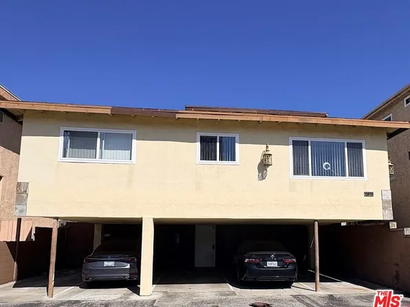 12325 Riverside Dr, Valley Village, CA 91607