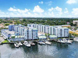 2415 NW 16th Street Rd #1-601, Miami, FL 33125