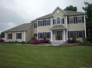 1 Birch St, Ledyard, CT 06339