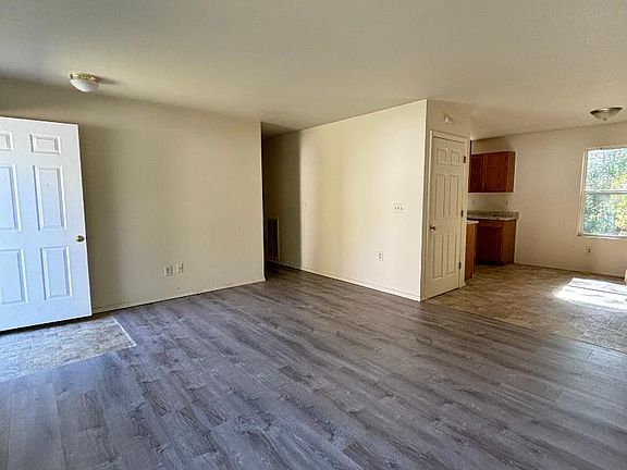 5th image of 234 Kingston Ave Unit 1