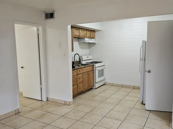 581 S California St #4, Chandler, AZ 85225