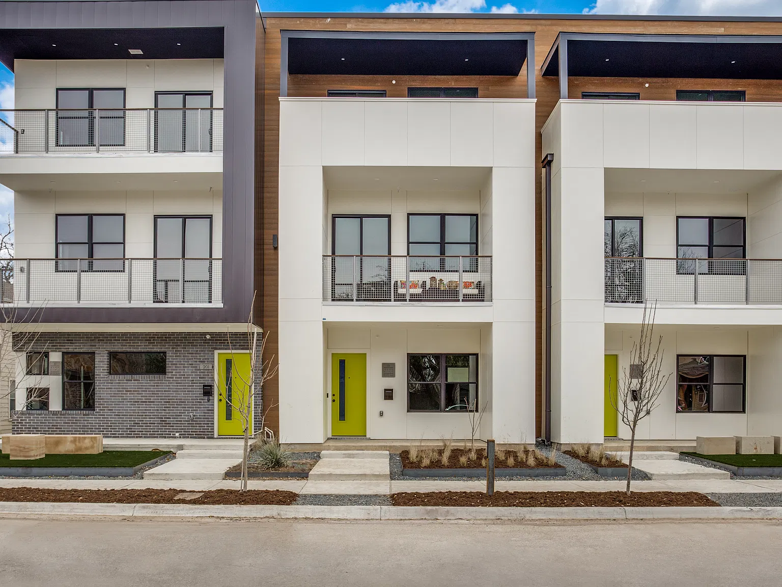 1 bed, 600 sqft, $1,850 — Photo 3