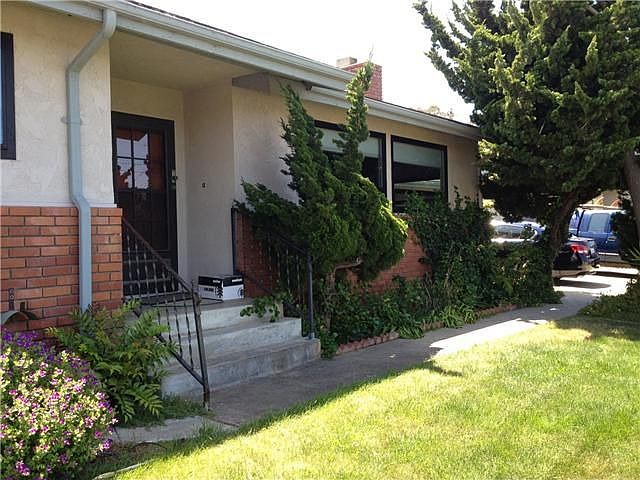 2nd image of 611 Highland Dr