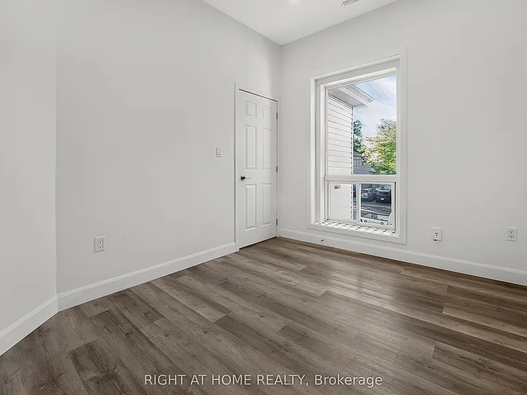279 Darling St #2 — Photo 21