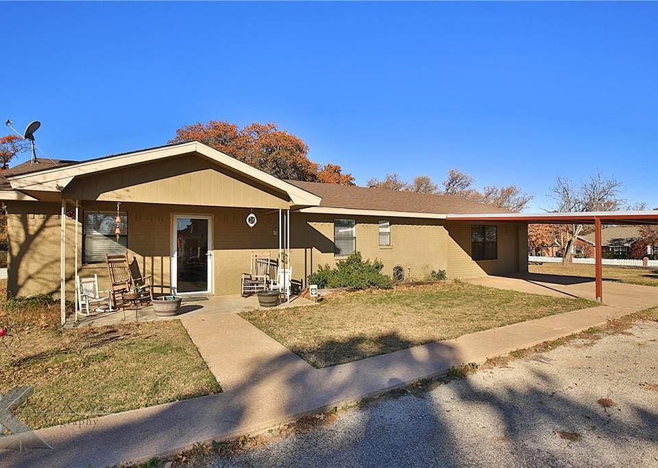 1st image of 318 Paisano Dr