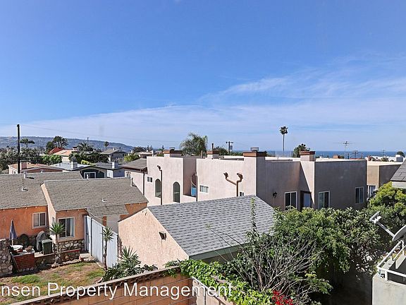 4th image of 200 Pier Ave Ste 302