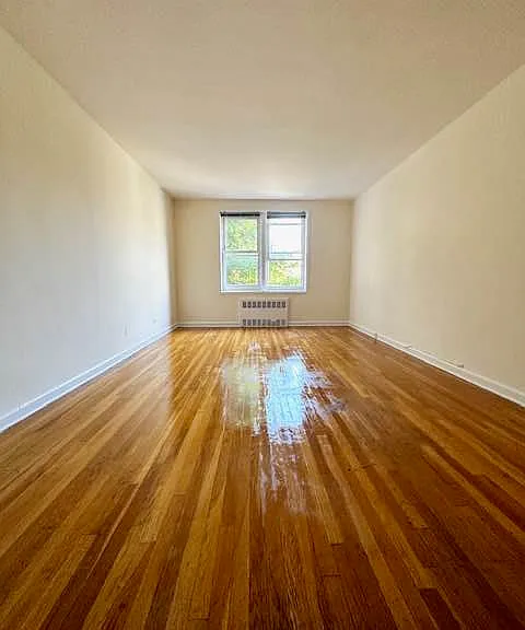 280 Bay 38 St #3 — Photo 1