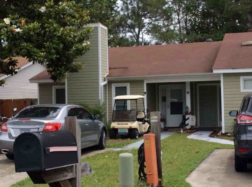 2nd image of 26 Indian Oaks Ln