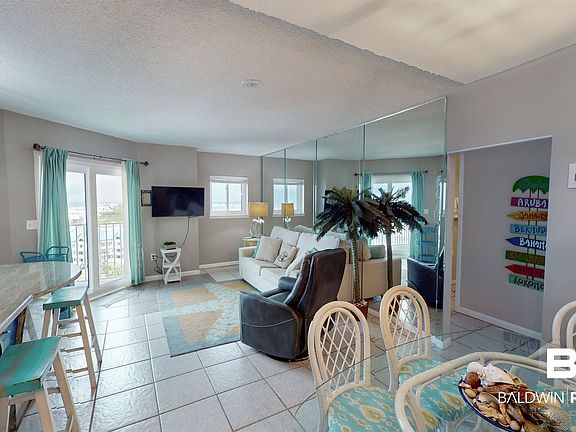 3rd image of 375 Plantation Rd #5812