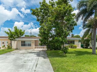 6749 Petunia Dr, Miramar, FL 33023