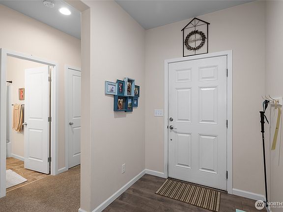 3rd image of 7015 Alta Vista Drive SE