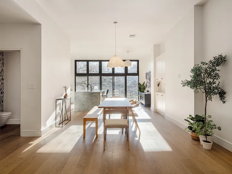 230 Bergen St #1 — Photo 11