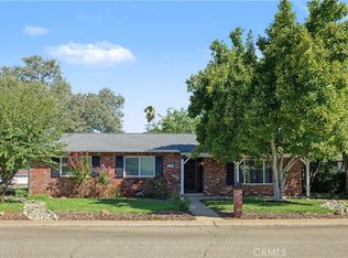564 Estate St, Redding, CA 96002