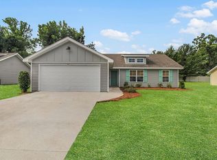 352 Pecan Pointe Dr, Brunswick, GA 31525