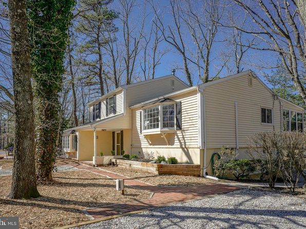 148 Lenape Trl, Medford Lakes, NJ 08055