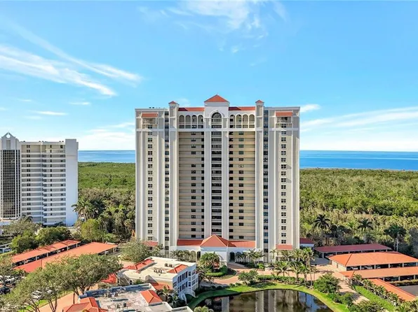 6573 Marissa LOOP #303, NAPLES, FL 34108