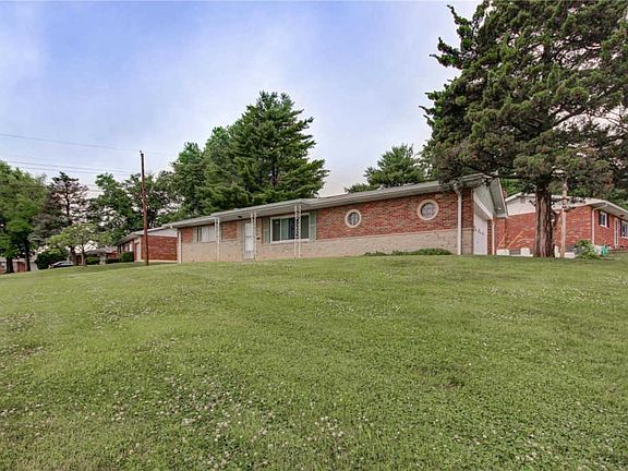 2nd image of 363 Porchester Dr