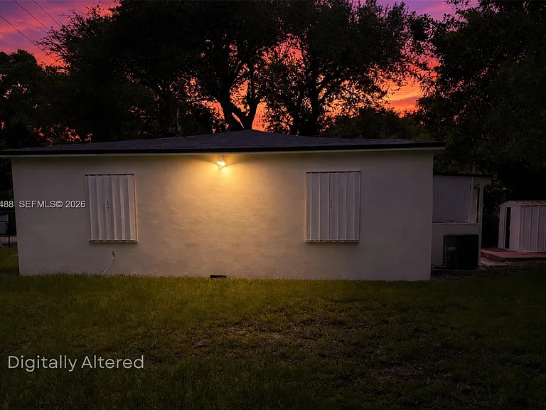 14215 NE 9th Ave — Photo 26
