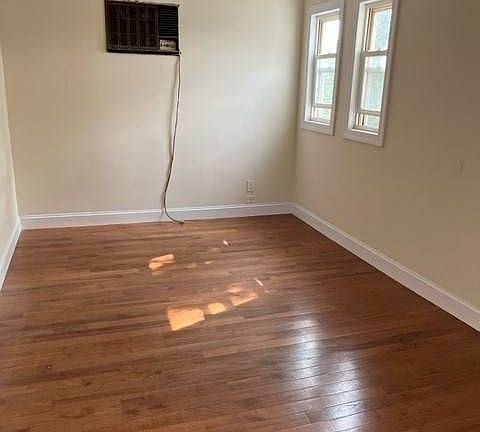 3rd image of 347 Neal Dow Ave Floor 2