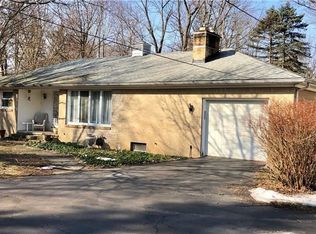 4586 Harris Hill Rd, Williamsville, NY 14221