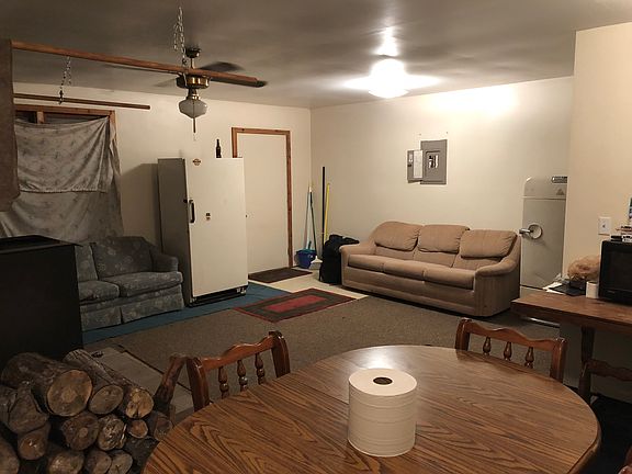 3rd image of 16885 Lakeshore Dr