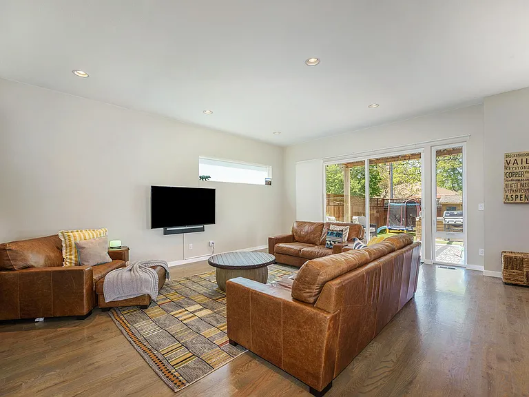 3215 S Dahlia St — Photo 13