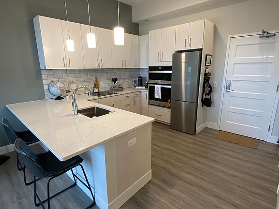 4th image of 60 W 8th St #415