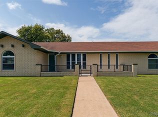 1516 Merlin Cir, Pryor, OK 74361