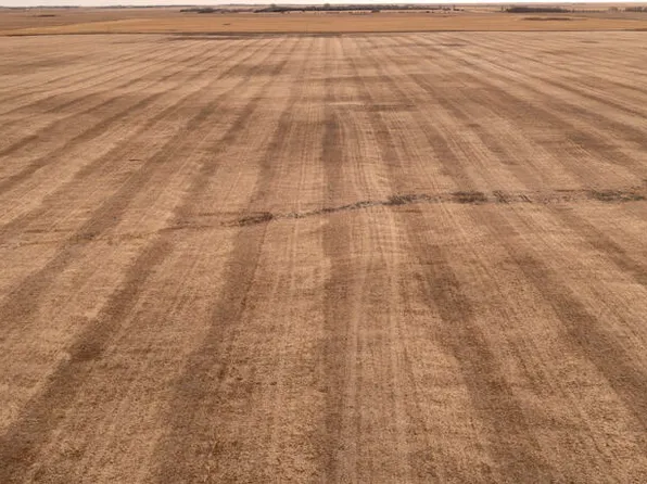 304 Avenue, Highmore, SD 57345