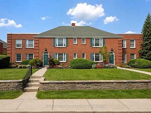 2 Sutherland Dr #L24 Photo 1 2 Sutherland Dr #L24 Photo 1