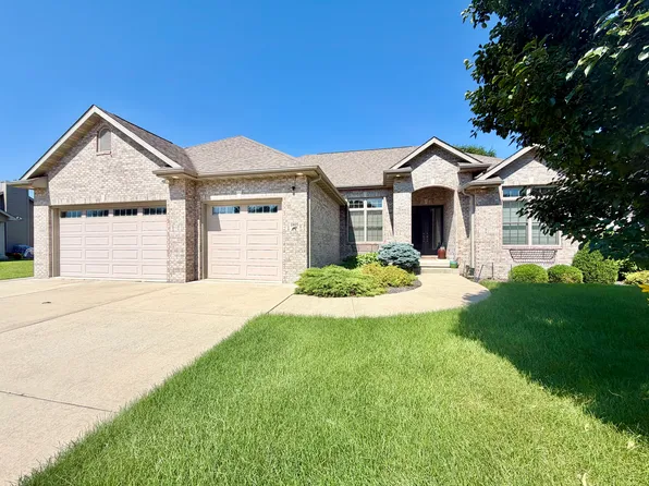 1805 Blue Stone Dr, Springfield, IL 62704