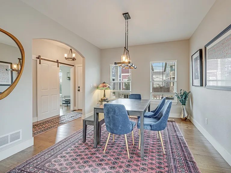 1516 Solitaire St — Photo 8