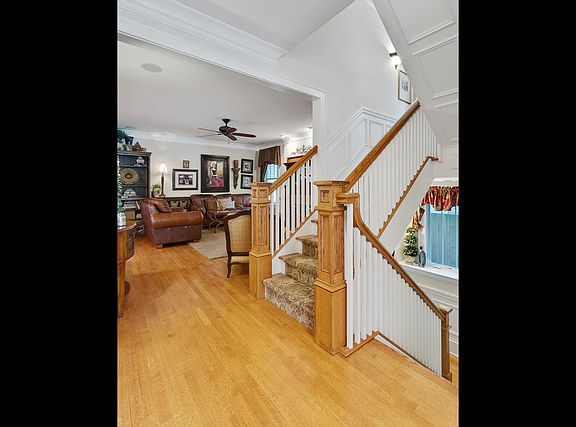 2nd image of 226 Broadway St