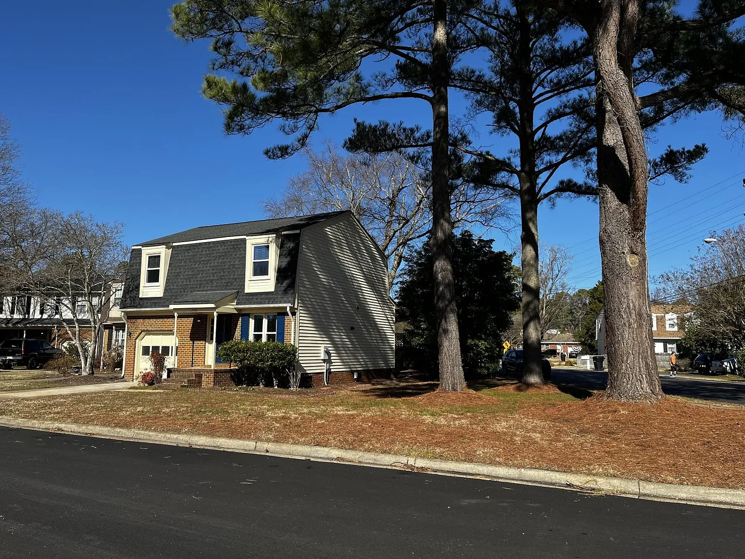 3 bed, 1510 sqft, $2,950 — Photo 1