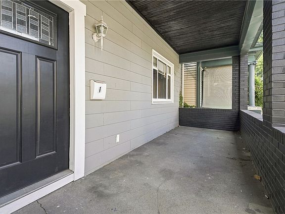 3rd image of 217 Linden Ave