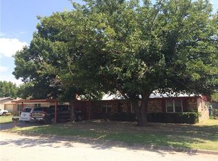 187 Hampton St, Graham, TX 76450