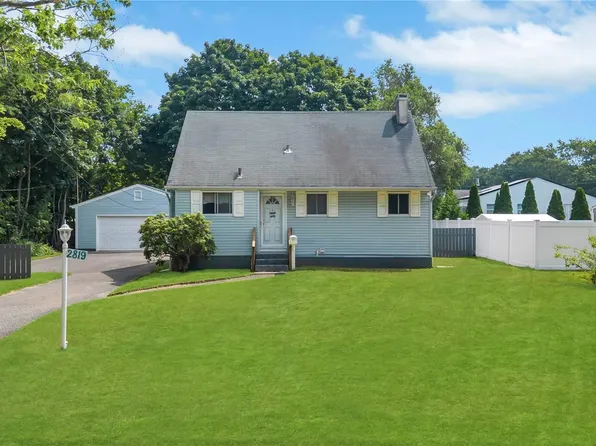 2819 Kane Avenue, Medford, NY 11763