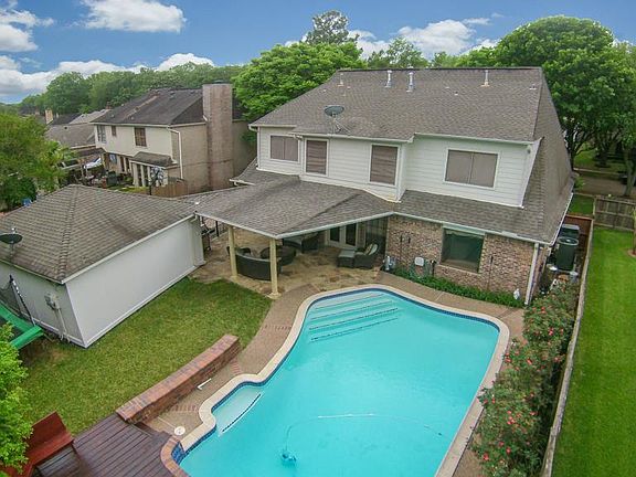 2nd image of 2419 Stephens Grant Dr