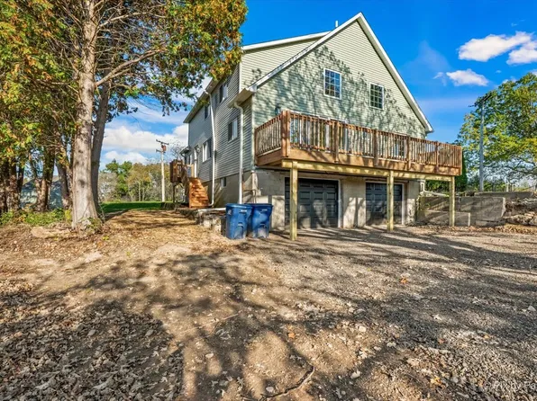 43W340 Smith Rd, Elburn, IL 60119