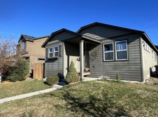 144 SW 35th St, Redmond, OR 97756