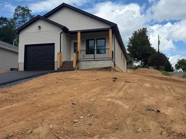 91 Beverley St, Verona, VA 24482