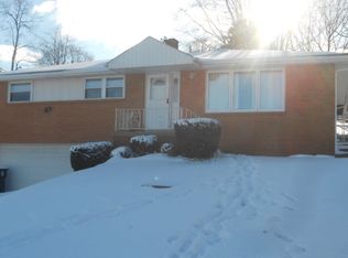 2929 Whitehaven Blvd, Steubenville, OH 43952