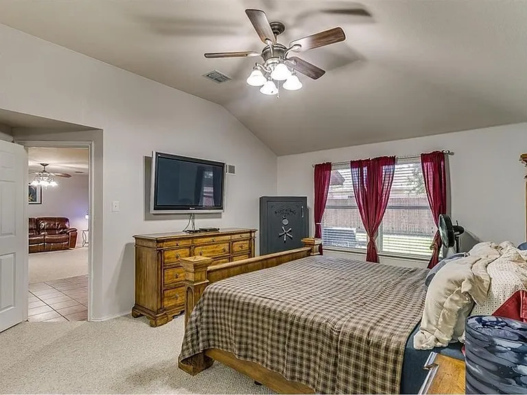 2821 Briargrove Ln — Photo 21