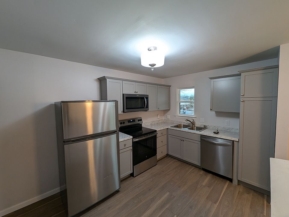 1st image of 410 Carolina Ave