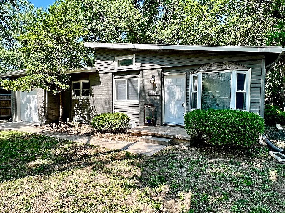 1st image of 421 S Westview Dr